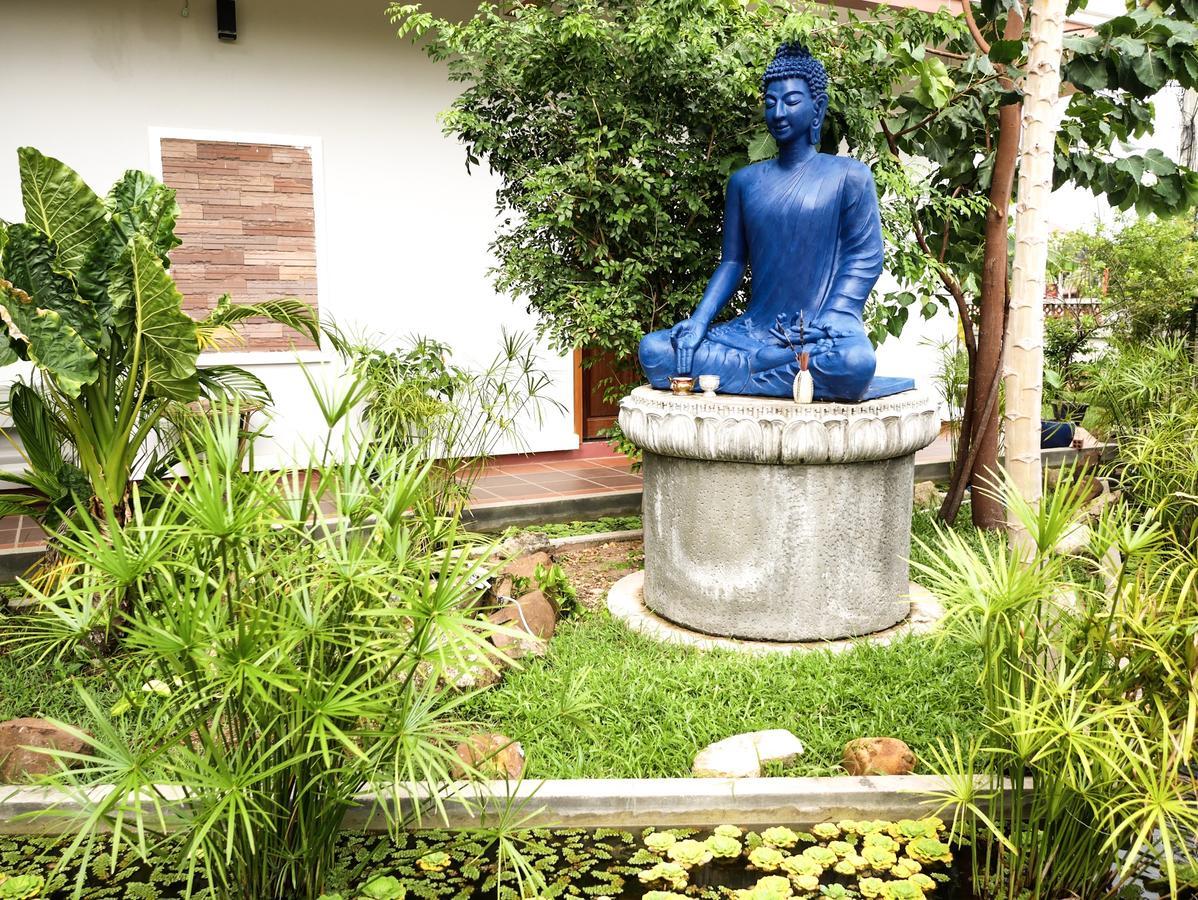 Blue Buddha Hotel Kampot Exterior foto